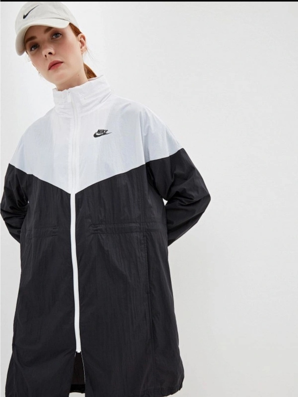 Unisex Nike Sportswear Windrunner Oversized Jacket Size Large